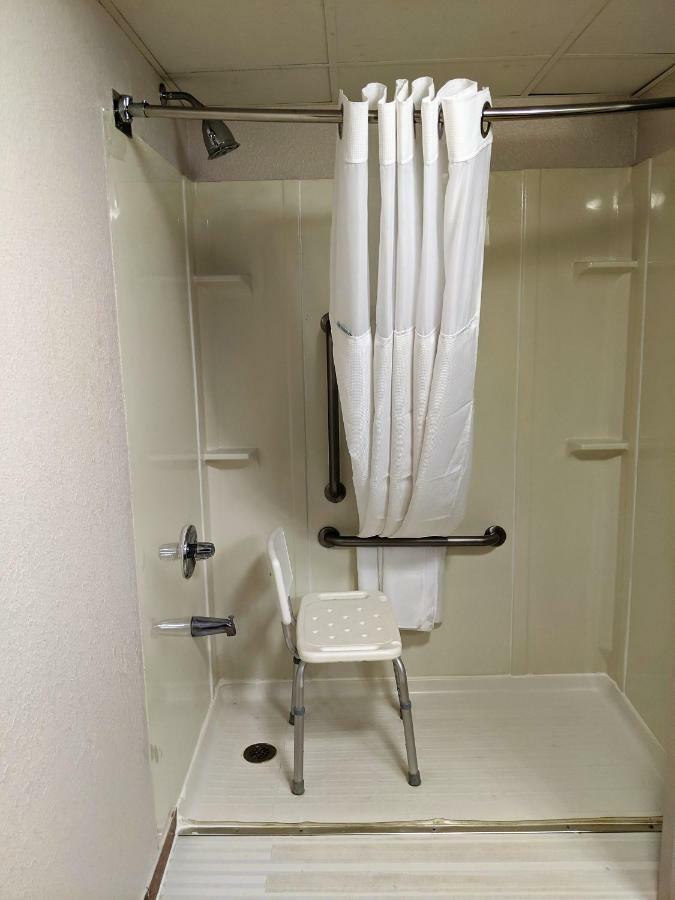 Wyndham Garden Airport Southeast Hotel 3*